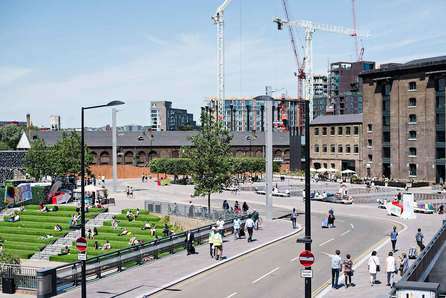 https://productionflexioffices.s3.eu-west-1.amazonaws.com/uploads/area_guide_slide/image/103/thumb_Kings-Cross_General_Granary_Square.jpg
