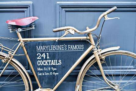 https://productionflexioffices.s3.eu-west-1.amazonaws.com/uploads/area_guide_slide/image/199/thumb_Marylebone_General_Cocktails.jpg