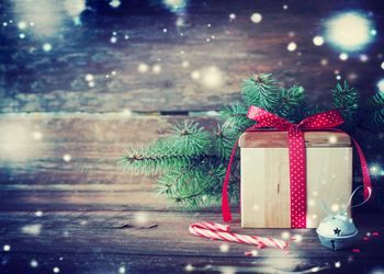 Secret Santa gift ideas for your colleagues for under £10