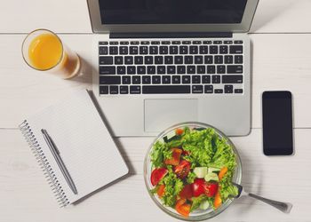 8 Healthy foods to keep by your desk to boost productivity