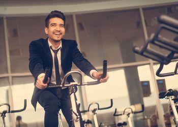 5 easy ways to work fitness into your everyday routine