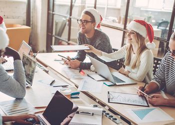Christmas in the Office: How to Make It Work for Everyone